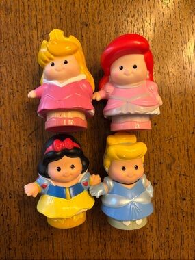 Fisher Price Little People Princess Talker Figures - Chunky Princess Talkers VTG
